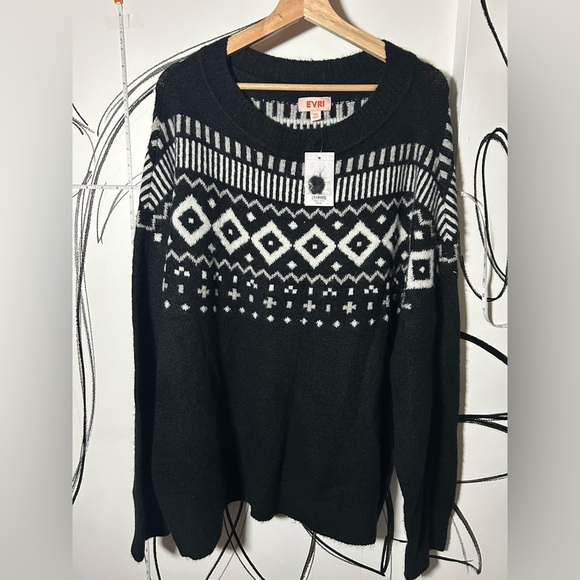 EVRI Sweaters - NEW Evri Black + White Winter Patterned Sweater, Women’s 3X, Metallic Detailing